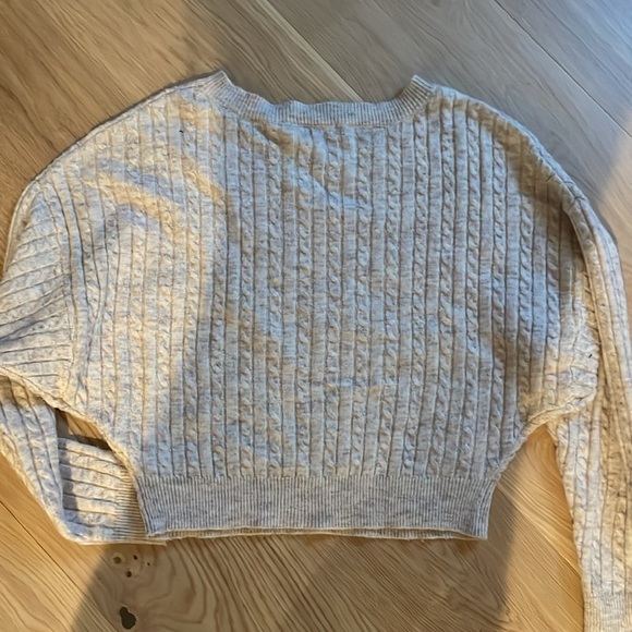 Sweater - Picture 2 of 4